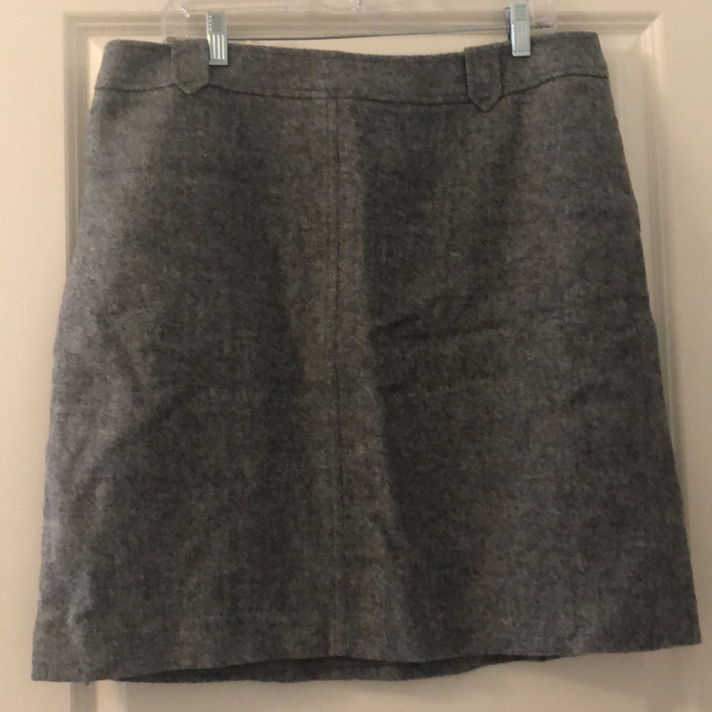 Talbots Houndstooth Gray Skirt